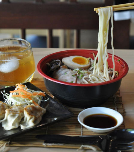 Image de Ramen 🍜 boeuf + 4 gyoza poulet